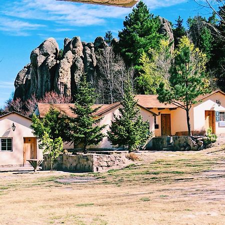 Cabanas Montebello Inn Creel Kültér fotó