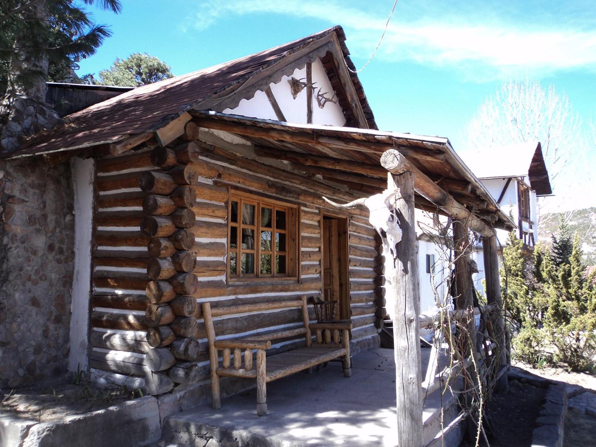 Cabanas Montebello Inn Creel Kültér fotó